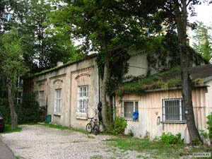 Warsztaty Kolei Warszawsko-Wiedeńskiej od strony SE Warsztaty Kolei Warszawsko-Wiedeńskiej od strony SE